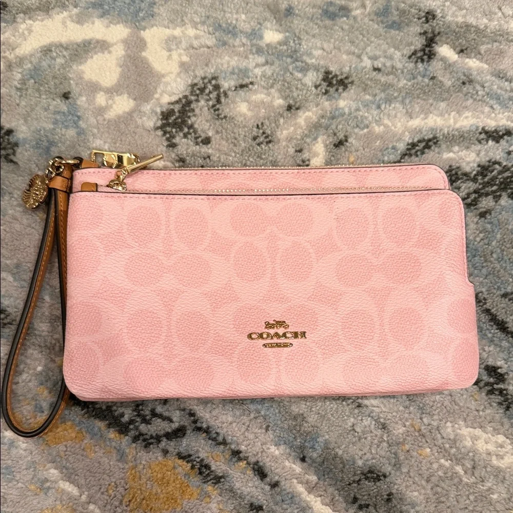 Double Zip Powder Pink Wristlet Clutch - Picture 1 of 5